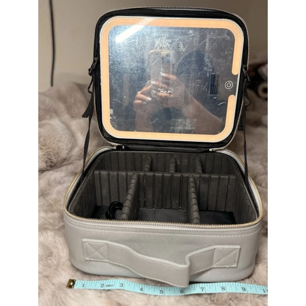 MOMIRA Large Cosmetic Train Case with Mult Setting Light Mirror Organizer